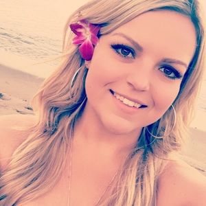 Meet your Posher, Erica